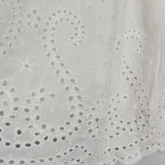 MOSSIMO Supply Co Razer Back Tank Top Key hole cut - Picture 5 of 11